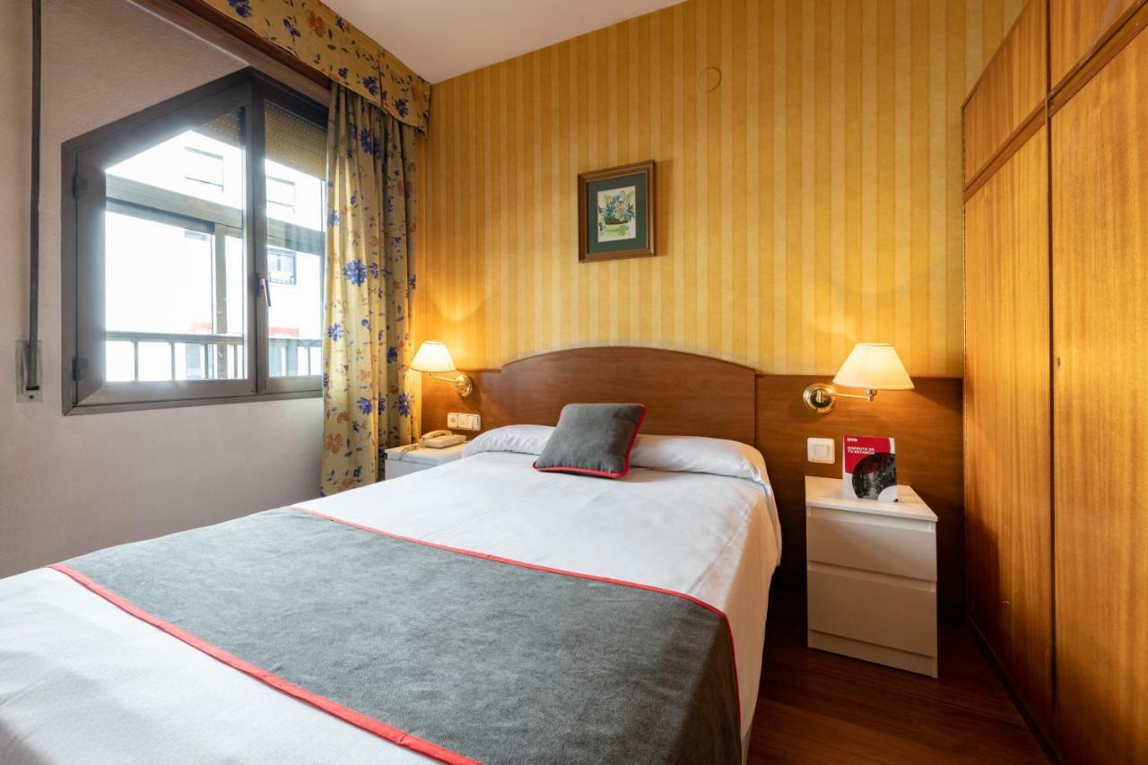 Oyo Hotel Francabel เกว็งกา ภายนอก รูปภาพ