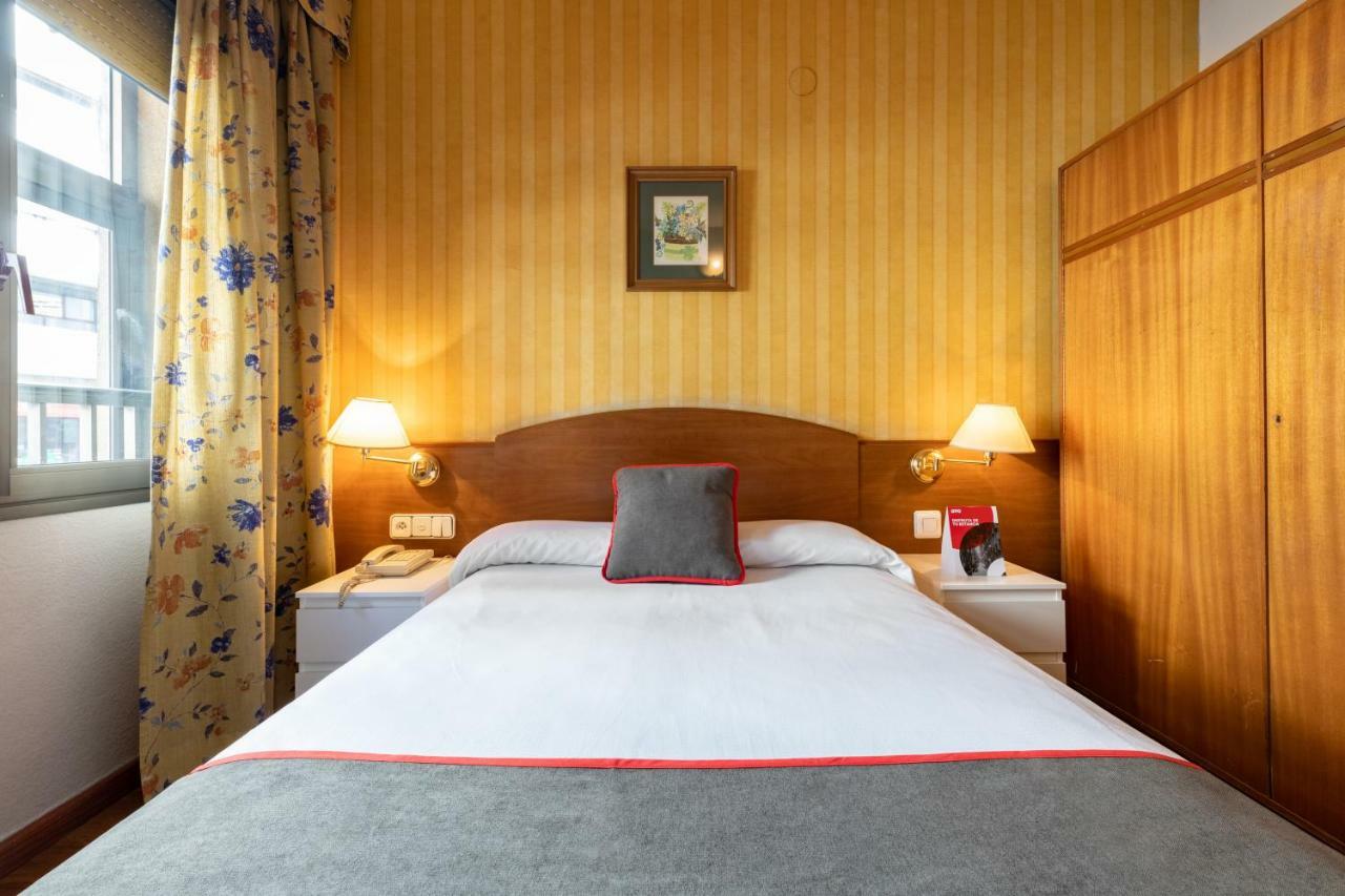 Oyo Hotel Francabel เกว็งกา ภายนอก รูปภาพ